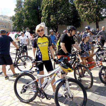 Show bike 19399721 1403569223052418 5546837333441623780 n