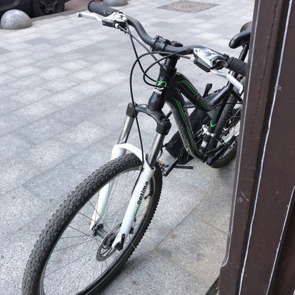 Show bike d7ae885d 6103 473b 9b49 5f8cd1a3e1bf